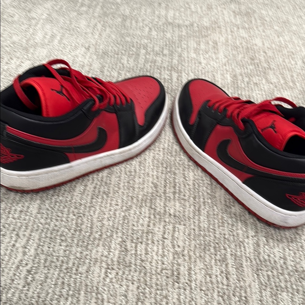 Jordan 1 Low Bread